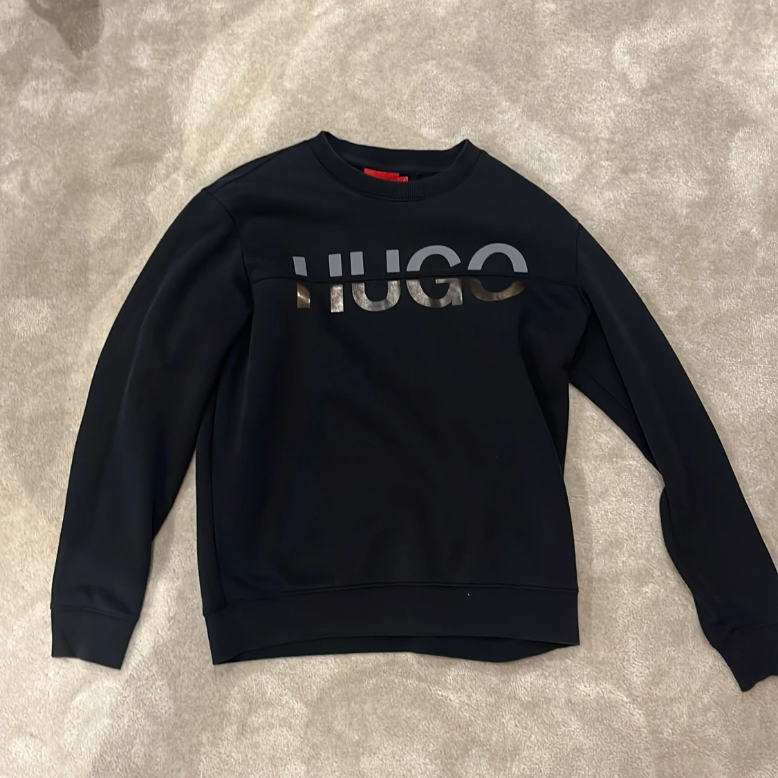 Svart sweatshirt från Hugo
