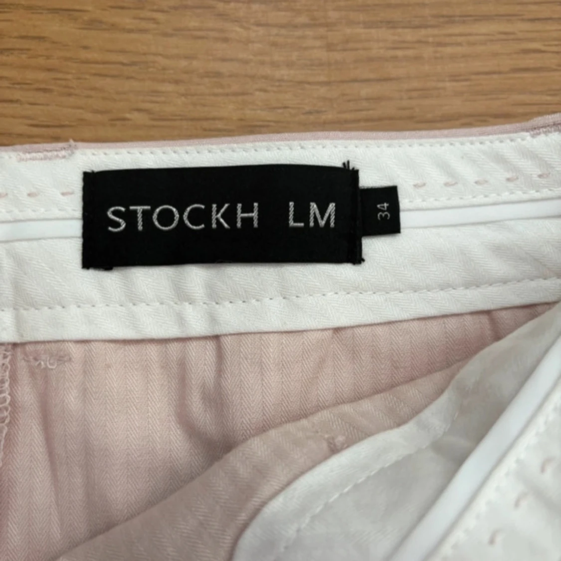 Beiga kostymshorts från STOCKH LM - 2