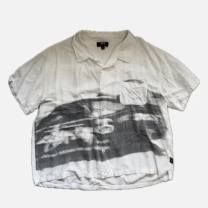 stussy speedway shirt  - stussy speedway shirt. storlek L (sitter som M). 