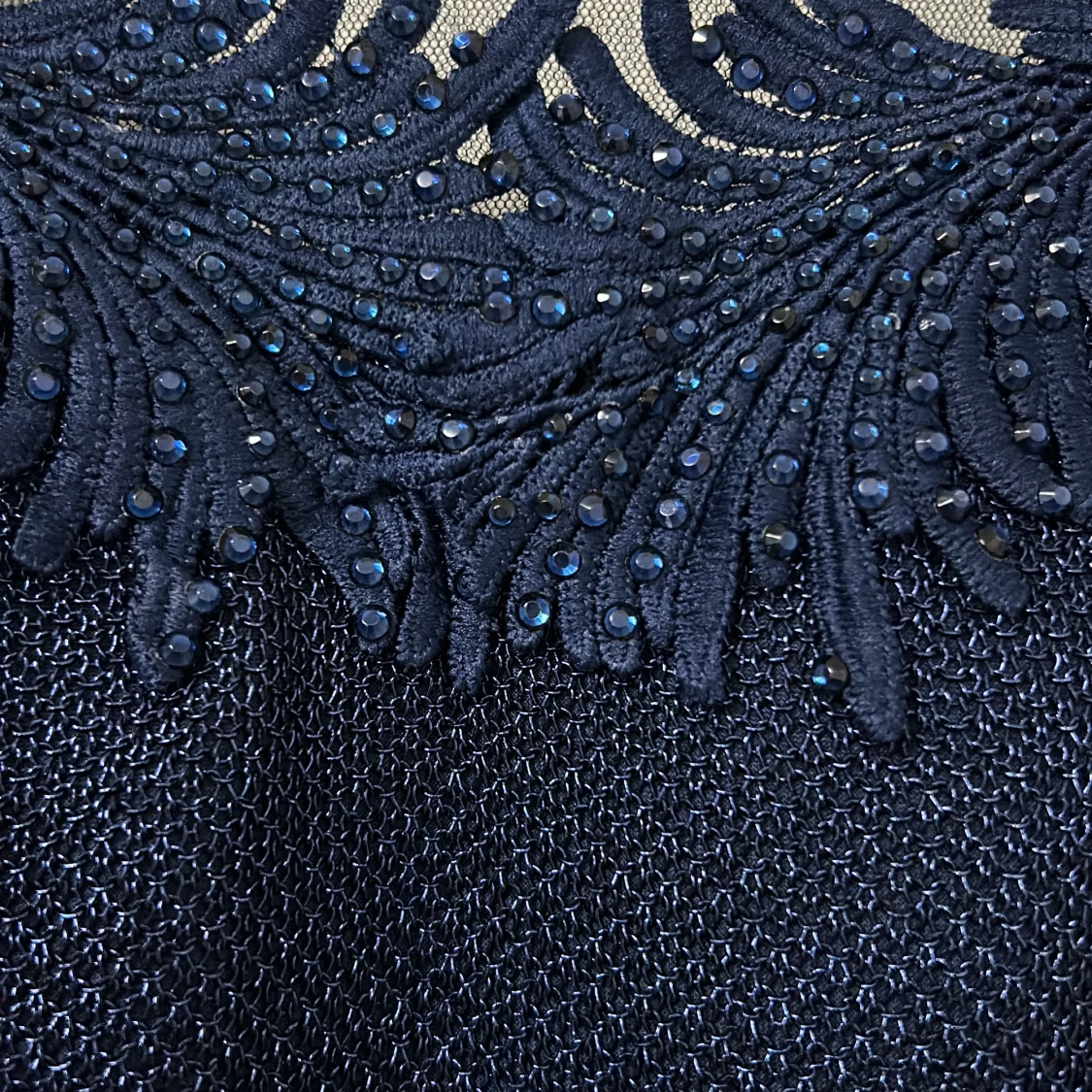 Marinblå glittrig kortklänning med mesh - 2