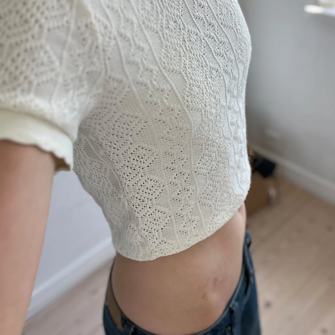 Vit stickad croppad topp från Zara