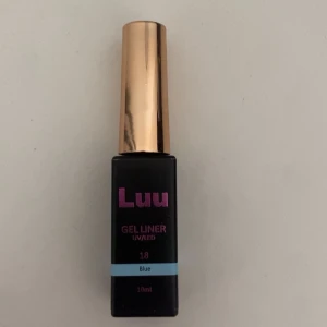 Blå gel liner från Luu nails  - Snygg blå gel liner från Luu nails ~ oanvänd