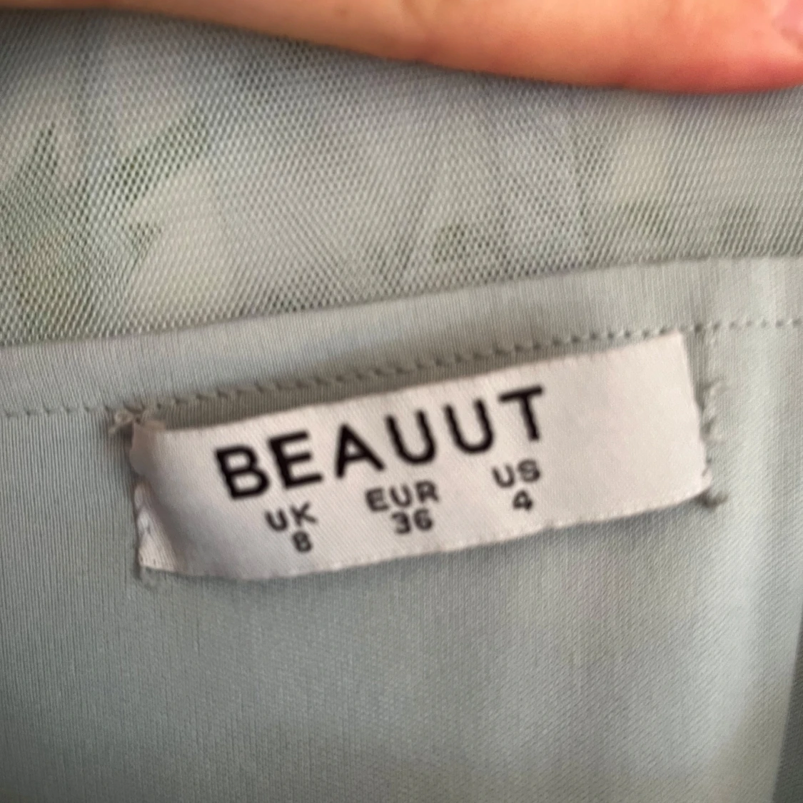 Ljusblå långklänning från BEAUUT - 1