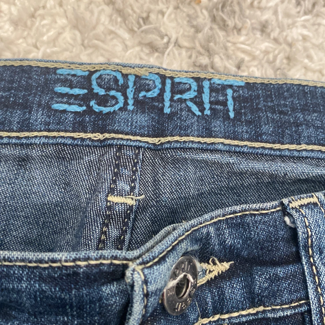 lågmidjade jeans  - 91