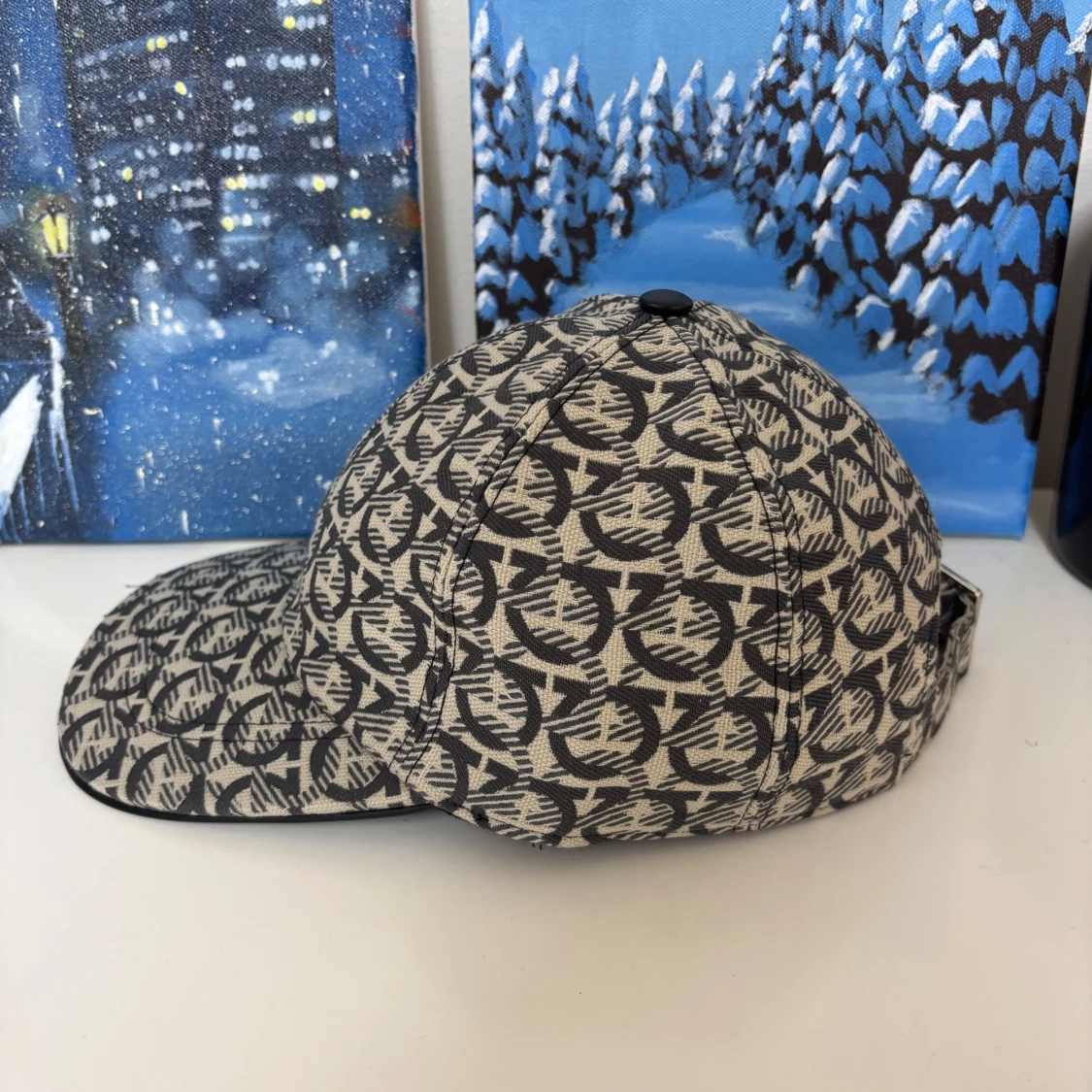 Salvatore Ferregamo Keps - 2