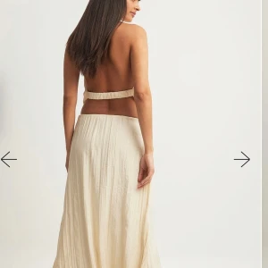 Matchande set nakd - Intressekoll på detta fina settet från nakd, slutsålt 🤎 36 i kjolen och 38 i toppen