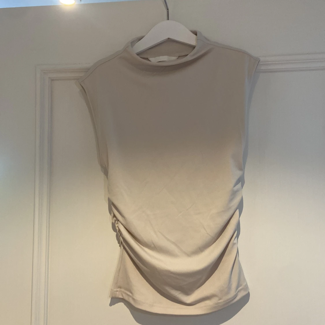 Beige omlott topp från H&M XS