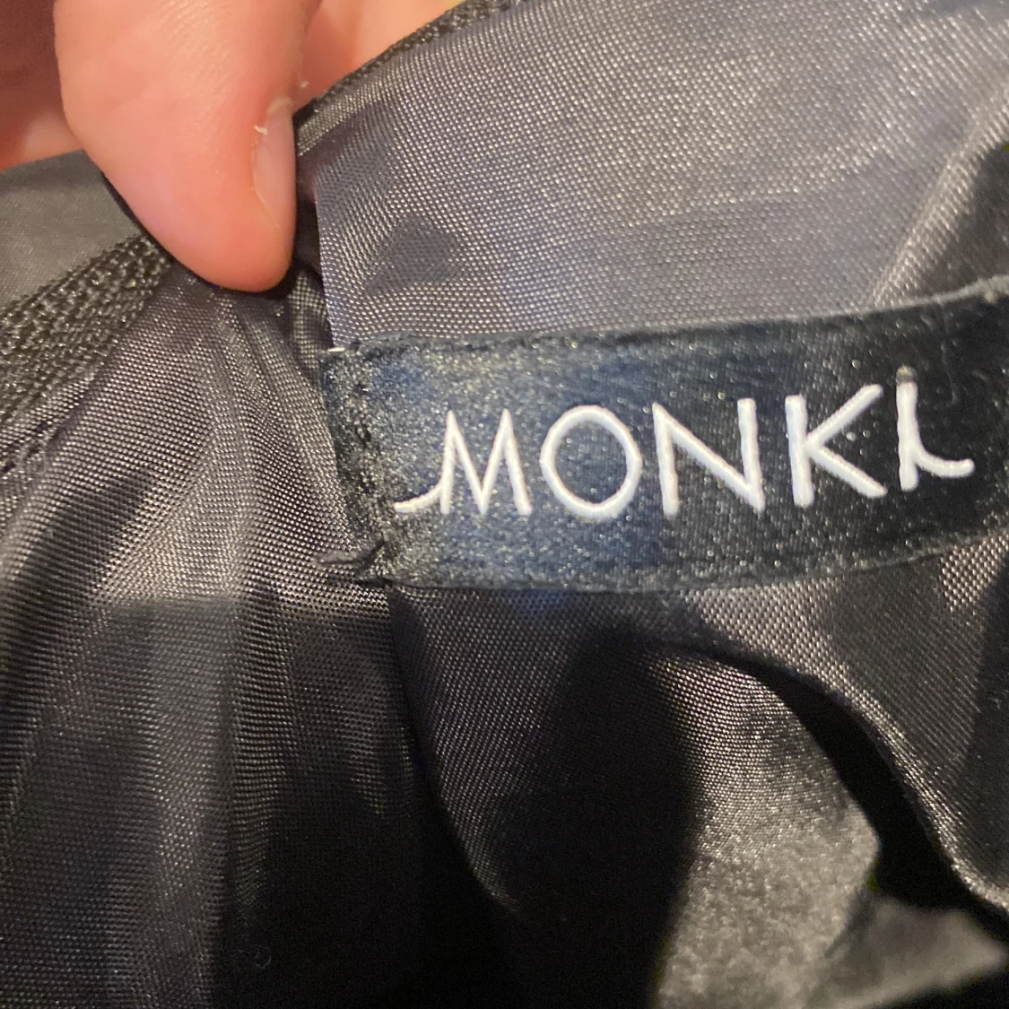 Svart quiltad shoppingväska från Monki - 2