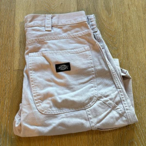 Dickies shorts - Knappt använda. 