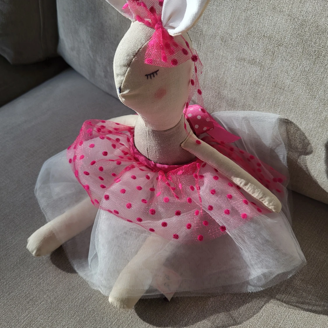 Handgjord Tilu Lilu kanin,mjuk leksak för Påskpresent