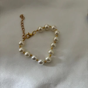 Handgjorda  - Fina handgjorda pärlarmband 