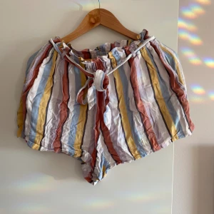 Shorts - Somriga pastellfärgade shorts från Hollister. Köpare står för frakten✨