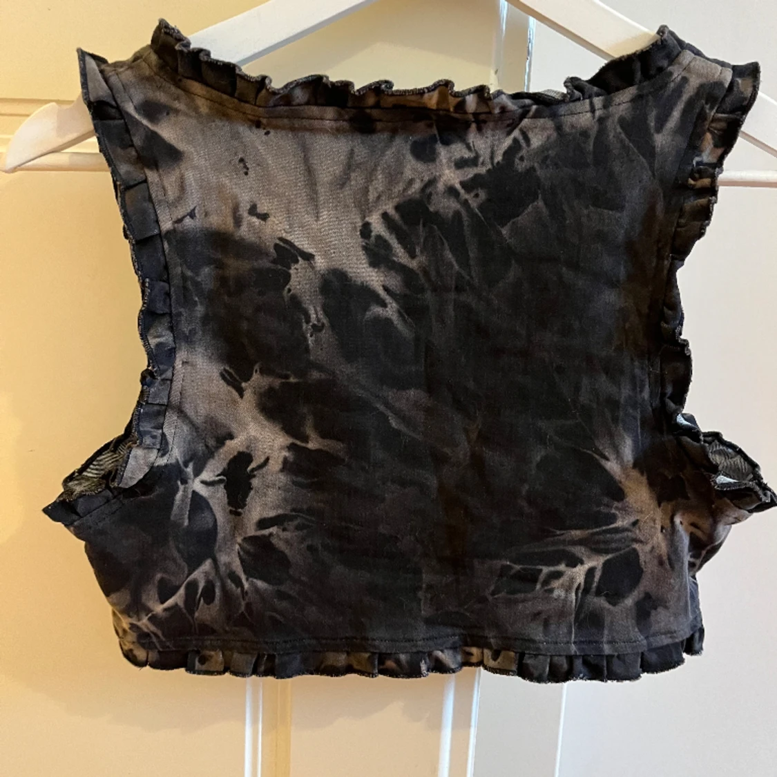 Tie dye topp med knappar - 90