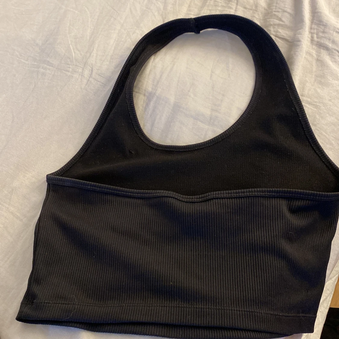 Fin topp från H&M öppen rygg där bak 😍 - 90