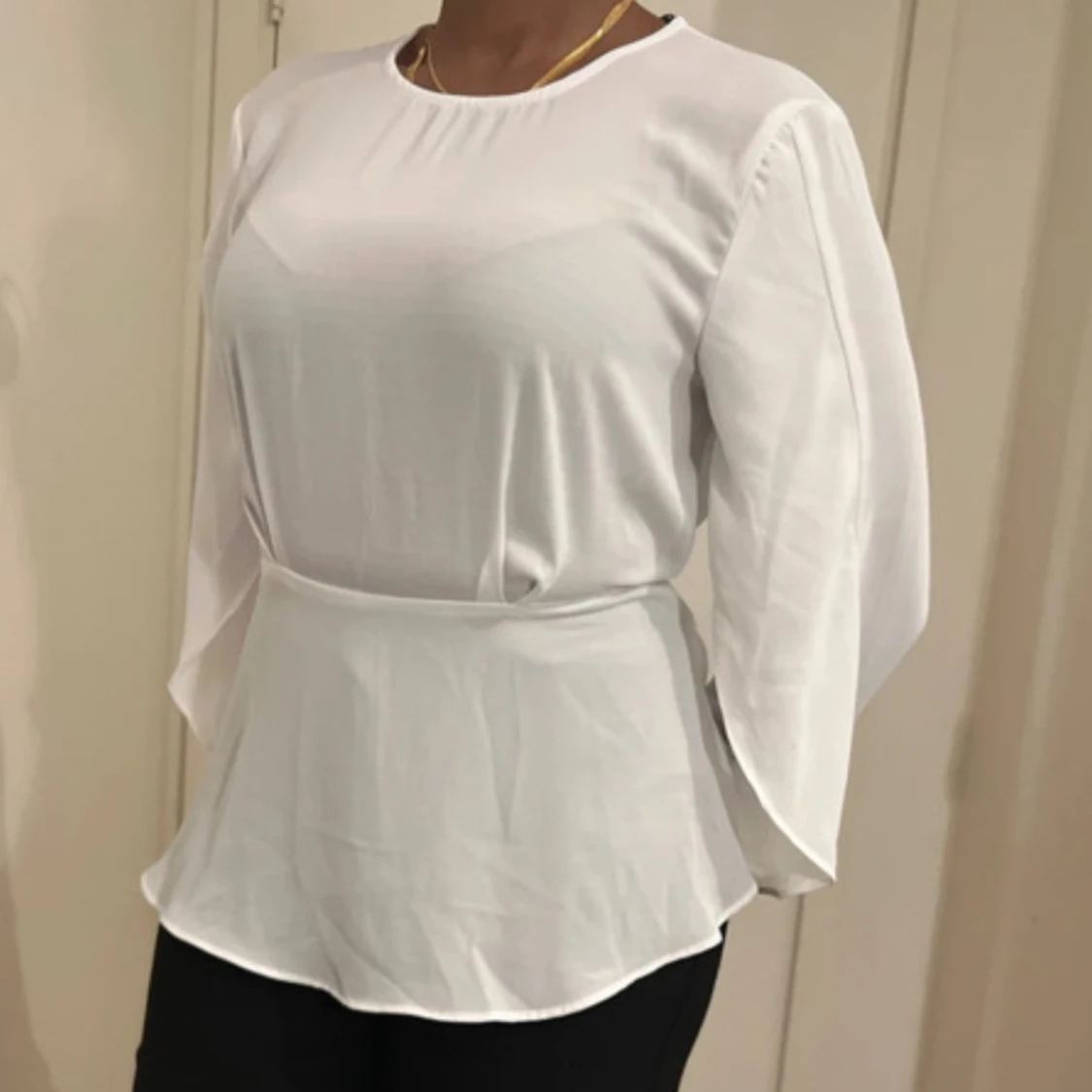  Beautiful white Top - 90