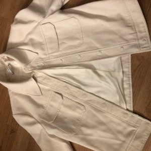 Vårkappa  - Jätte fin men tyvärr för liten för mig❤️