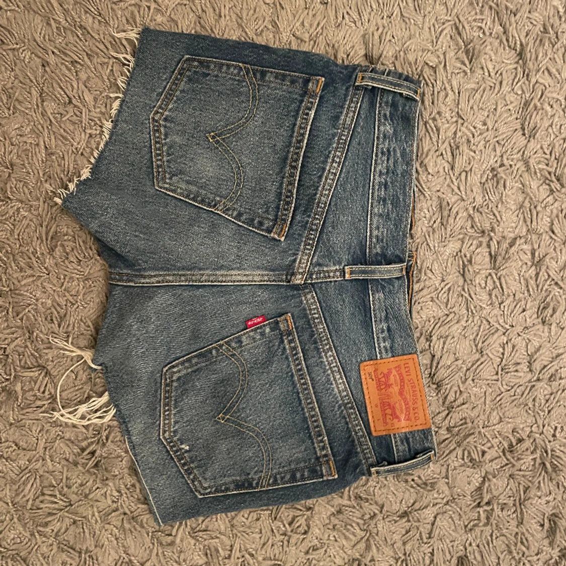 Slitna jeansshorts  - 90