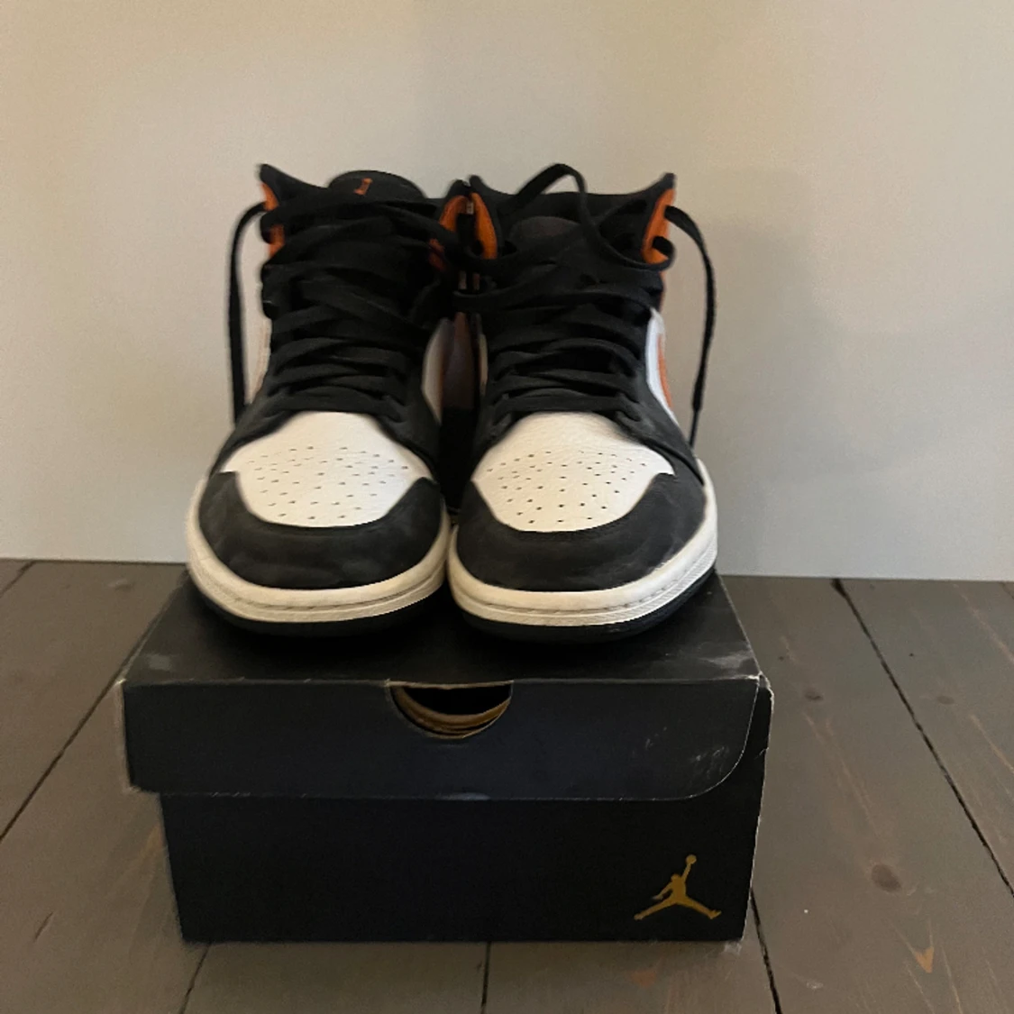 Jordan 1 Shattered Backbord  - 90