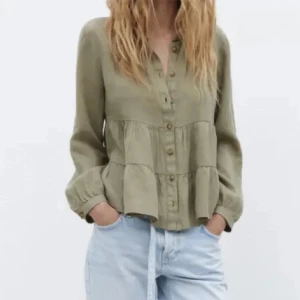 Blus - Blus från zara i nyskick. Säljer för 200+frakt
