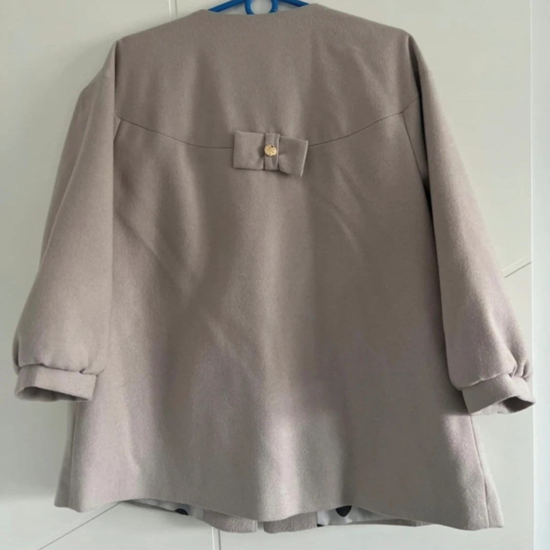 Trekvartsärmad jacka/ kofta/ blazer - 90