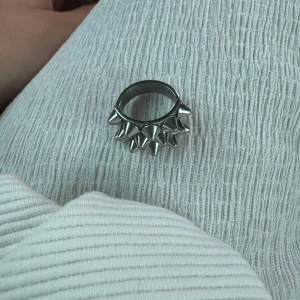 Edblads ring - Säljer denna super fina Edblads ringen som är helt oanvänd, använd ett par fåtal gånger 🩷 strl 16,00 = xs