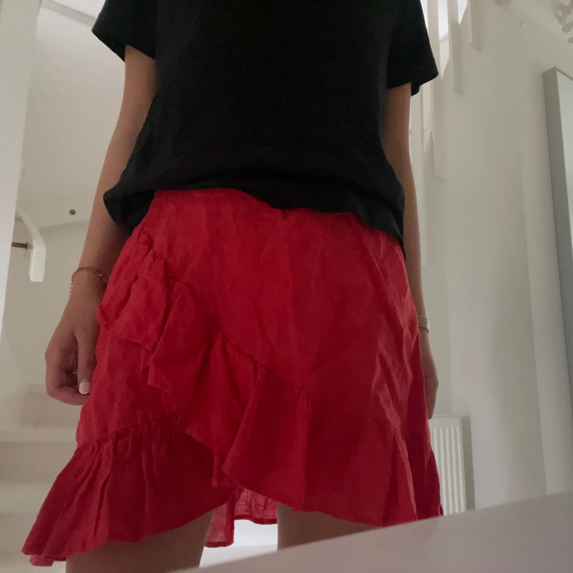 Röd volangkjol - 90