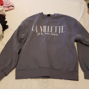 Gina tricot crewneck - Knappt använd så nyskick