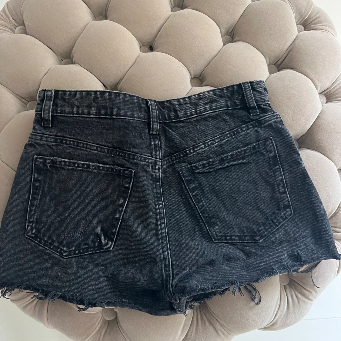 Svarta jeansshorts - 90