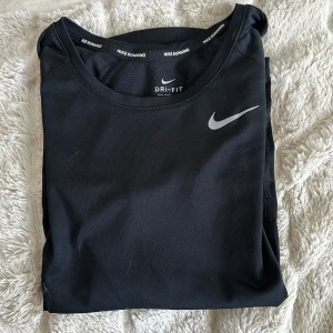 Nike t-shirt - Jätte fint skick 💗