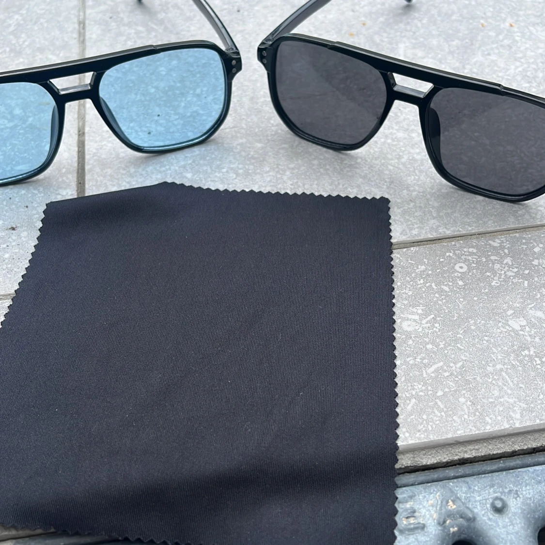 Stiliga glasögon med glasögon duk spottkörtel ch låda - 92