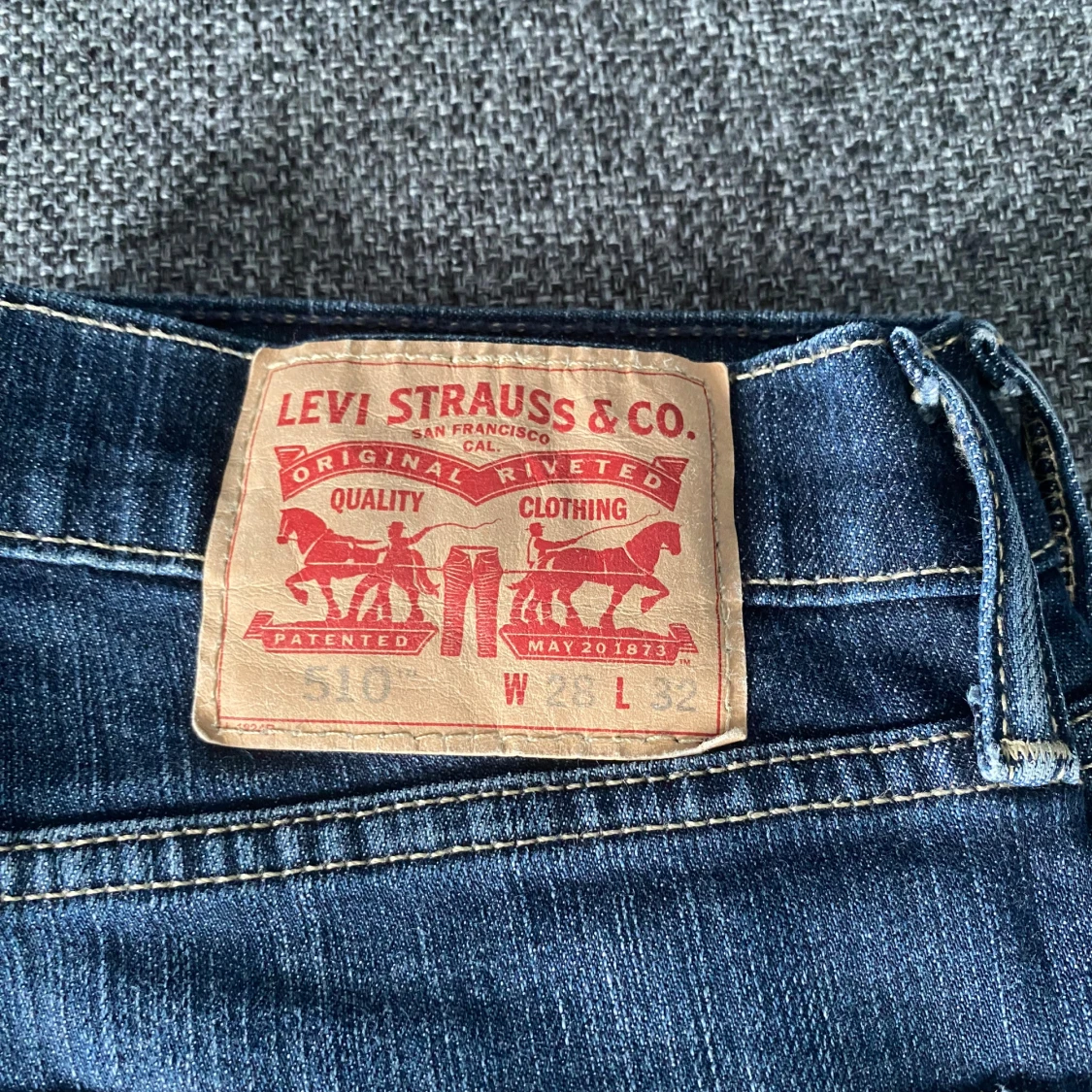 Levis Jeans  - 90