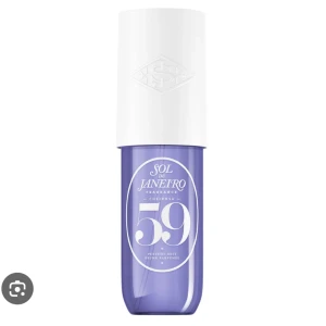 Sol de Janeiro Cheirosa 59  - Säljer nu min Sol de Janeiro Cherosa 59 240 ml parfym mist köpt knappt använd några sprut, kommer ej till användning så den söker nu efter en ny ägare, nytt pris 300kr mitt 150kr. Bild får du på den givetvis om du är intresserad💗