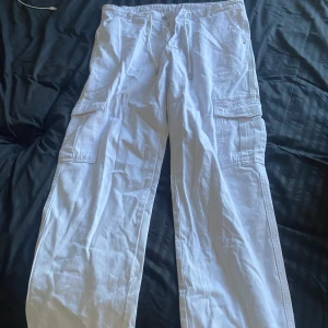 Cargo byxor - Helt oanvända vita cargo