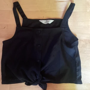 Linne - Skön linne från H&m storlek 146( 10-11 Y)