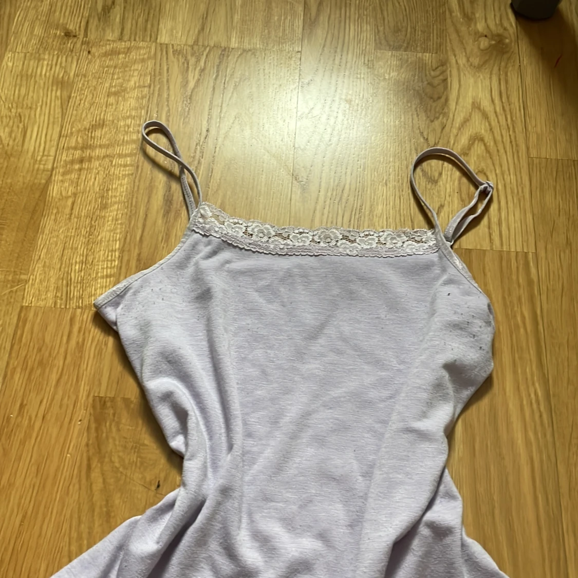 Söt topp med spetts  - 90