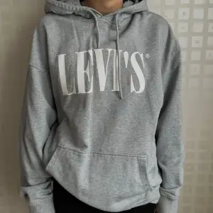 Snygg Levis hoodie 