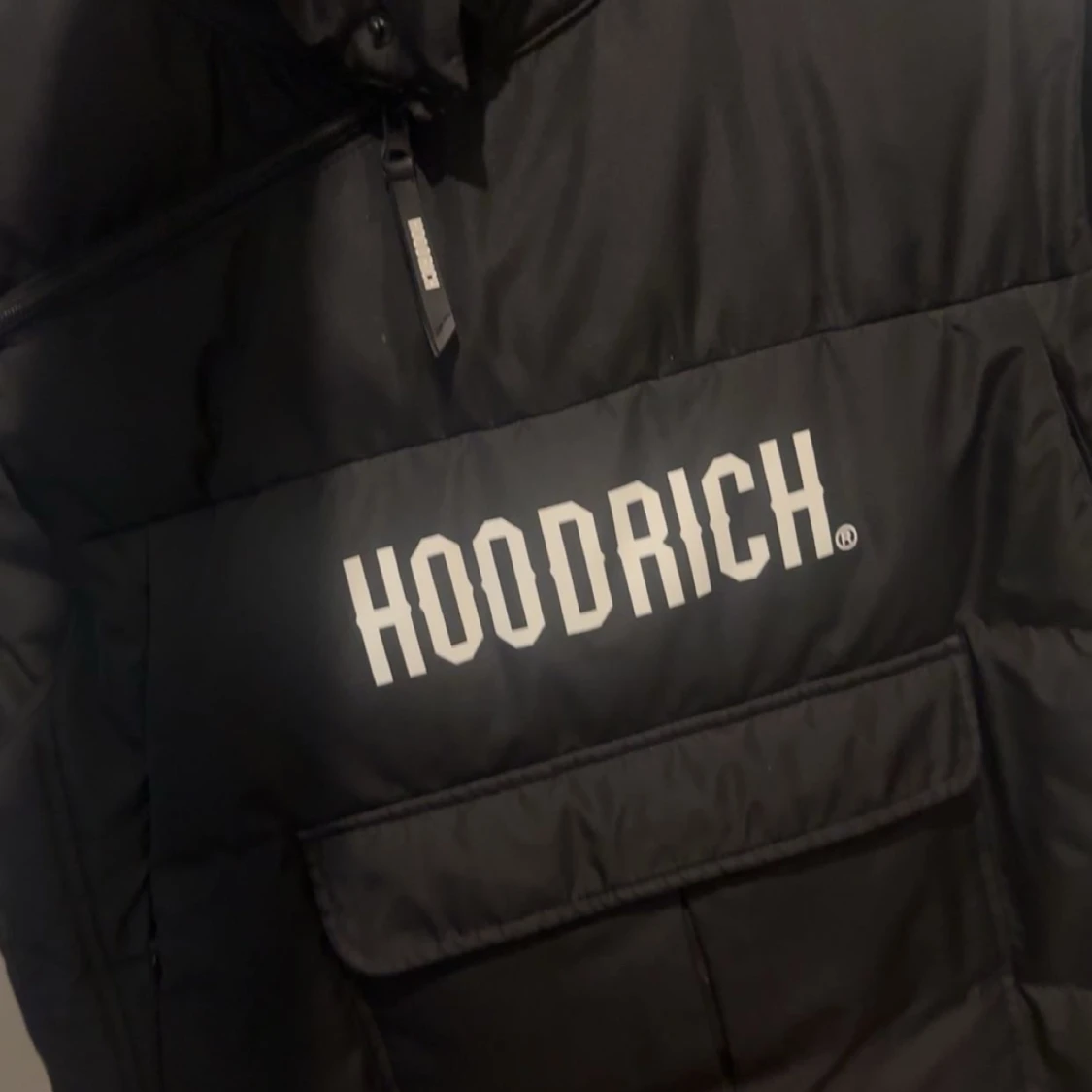 Hoodrich väst  - 91