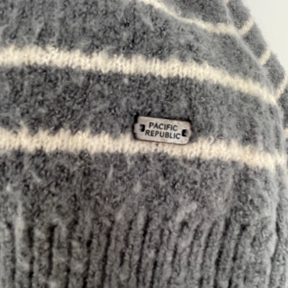 Stickad tröja  - 90