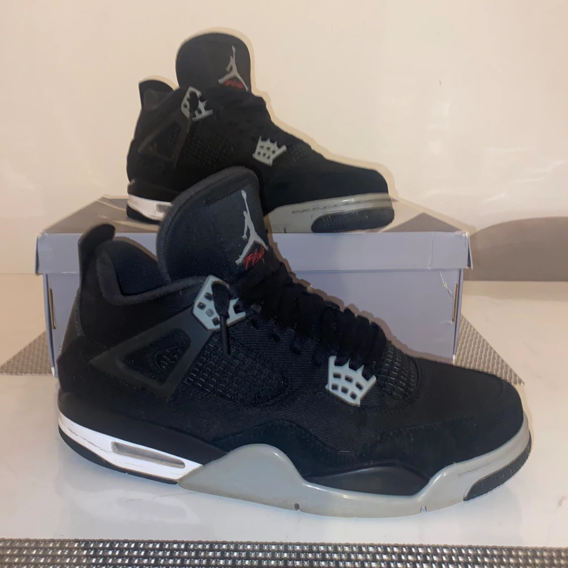Jordan 4
