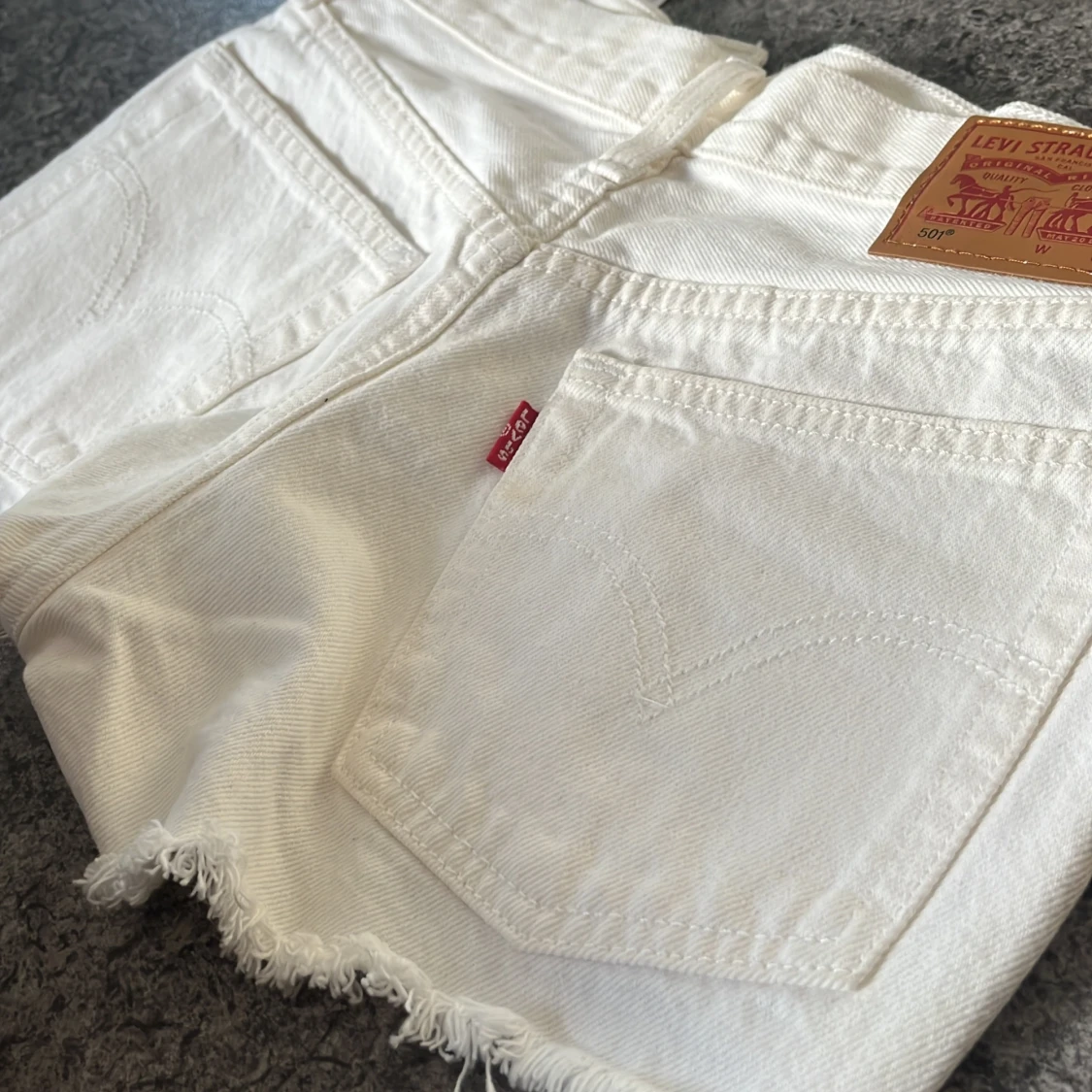 Levis shorts  - 93