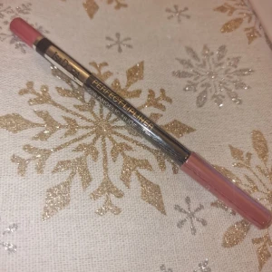 Lipliner - Helt ny och oöppnad lipliner från isadora🦋