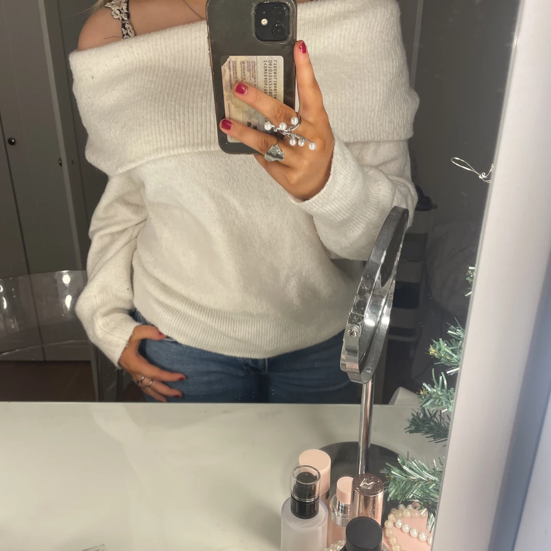 Off shoulder tröja - 90