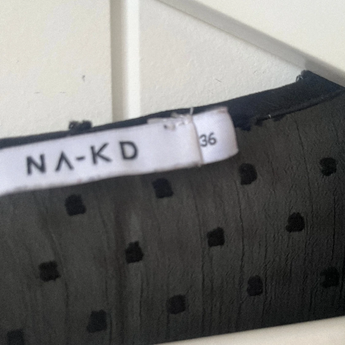 Svart festtopp från NA-KD - 91