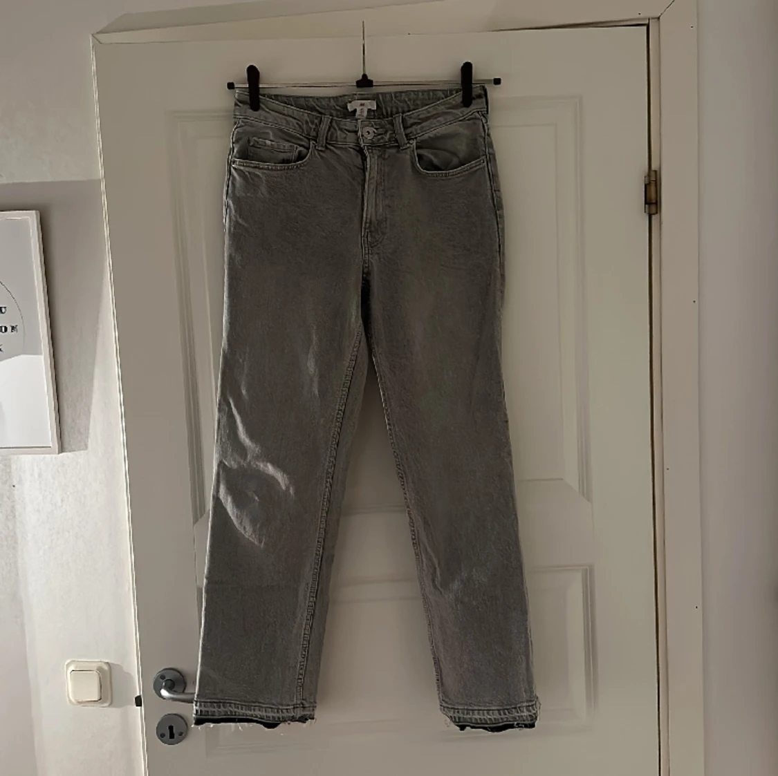 Lågmidjade grå jeans