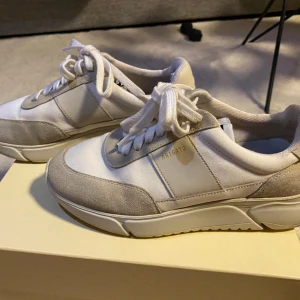 Axel Arigato skor - Unisex Storlek 39 Bra skick