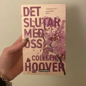 Den populära boken: det slutar med oss av Colleen Hoover. 