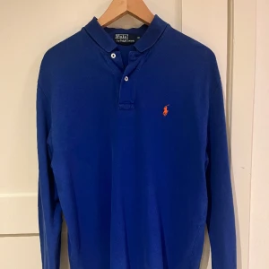 Ralph lauren pike - Utmärkt skick och knappt använd, strl M, jag är 186 cm