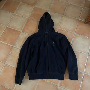 Ralph Lauren Zip Hoodie Skick 9/10 Knappt använd 