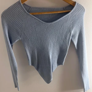 Tröja  - Säljer den här söta tröjan 😊 