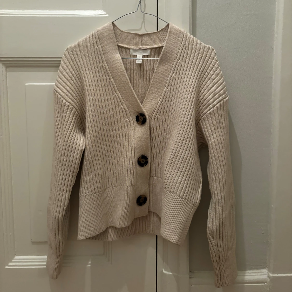 Beige kofta från H&M